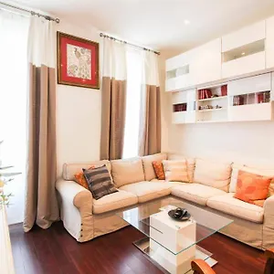 Grand Pour 4 Personnes/ Cours Lieutaud Appartement Marseille